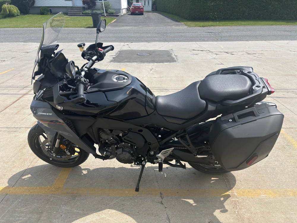 Yamaha Tracer 9 Y-amt 2025 alt