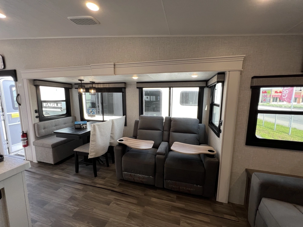 Jayco Eagle Ht (fw) 30crt 2025 alt