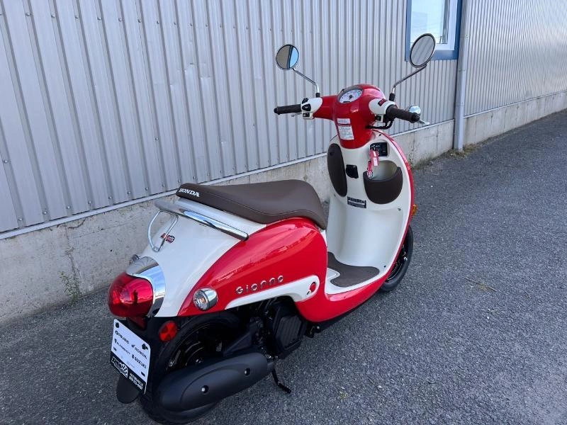 2025 Honda Giorno alt