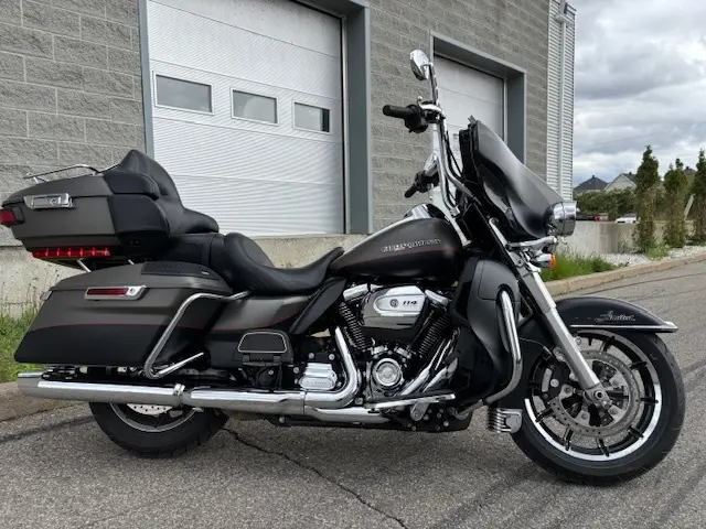 2019 Harley-Davidson ELECTRA GLIDE ULTRA LIMITED FLHTK