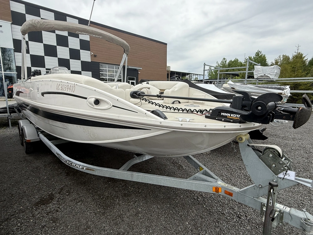 2011 Princecraft Ventura 224 alt