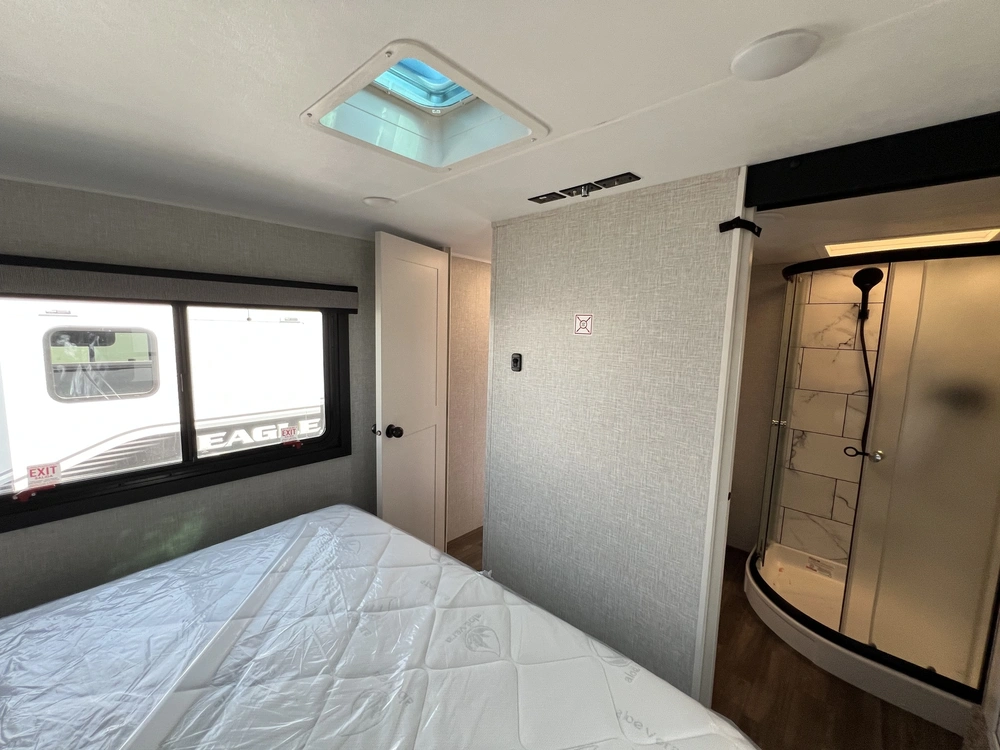 Jayco Eagle Ht (fw) 30crt 2025 alt