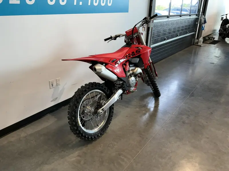 2025 GASGAS MC 250F thumbnail 7