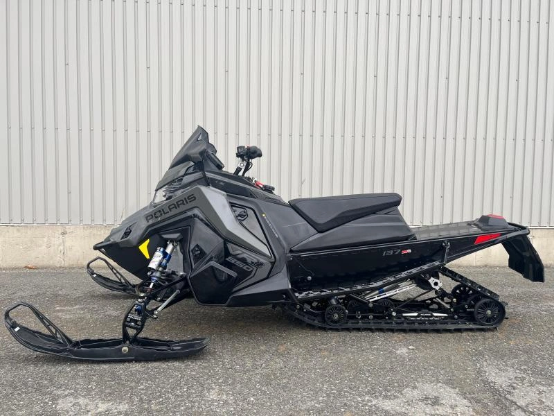 Polaris 850 Indy Vr1 137 2025 alt