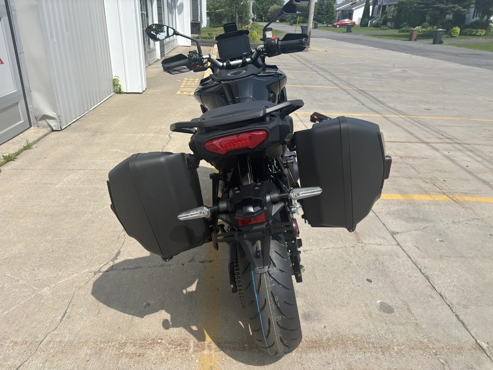 Yamaha Tracer 9 Y-amt 2025 alt