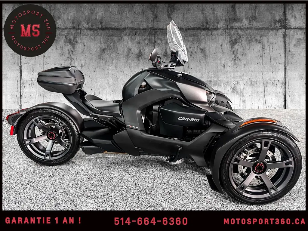 2021 Can-Am RYKER 900  IMPECCABLE !!!