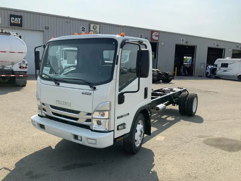 2025 Isuzu NRR GAS - Cab & Chassis