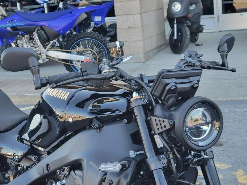 Yamaha Xsr900 2025 alt
