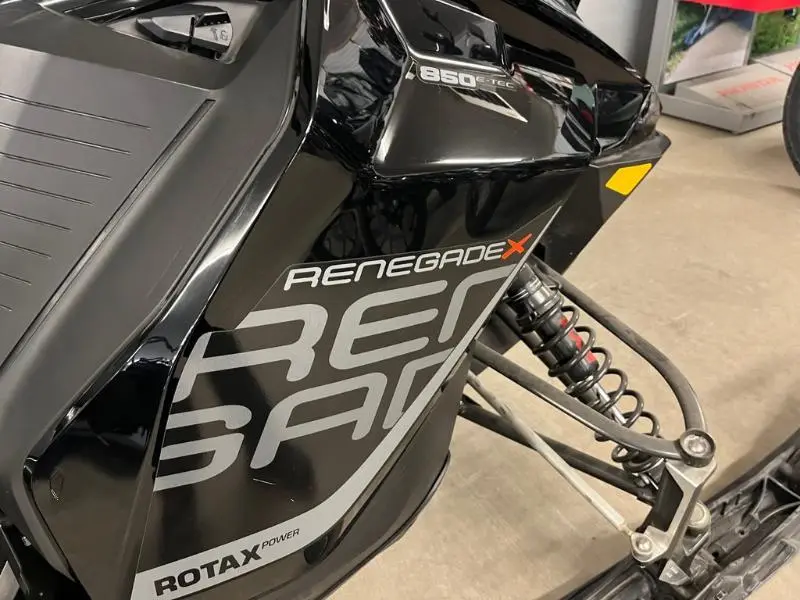 2018 Ski-Doo RENEGADE 850X E-TEC
