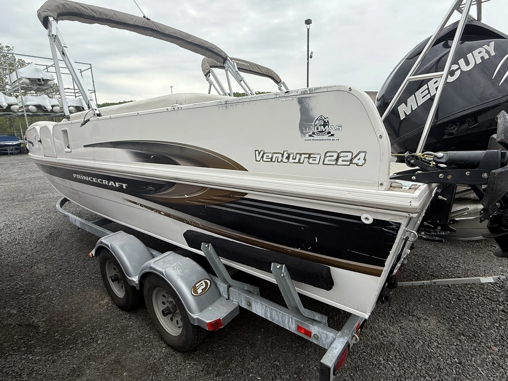 2011 Princecraft Ventura 224 alt