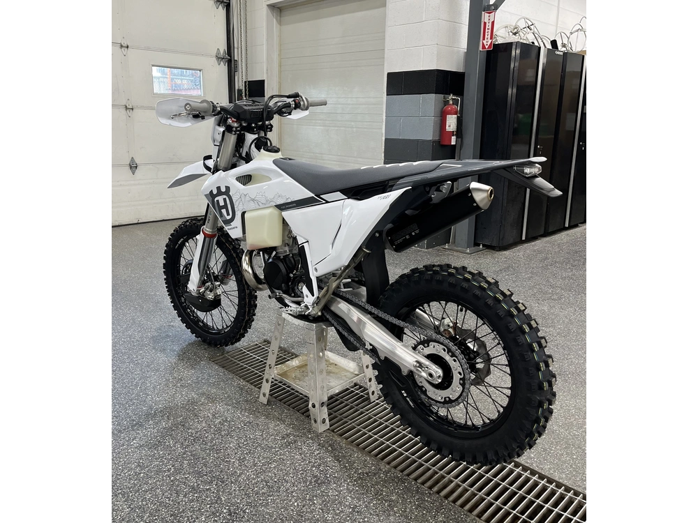 Husqvarna Te 300 Pro 2025 alt