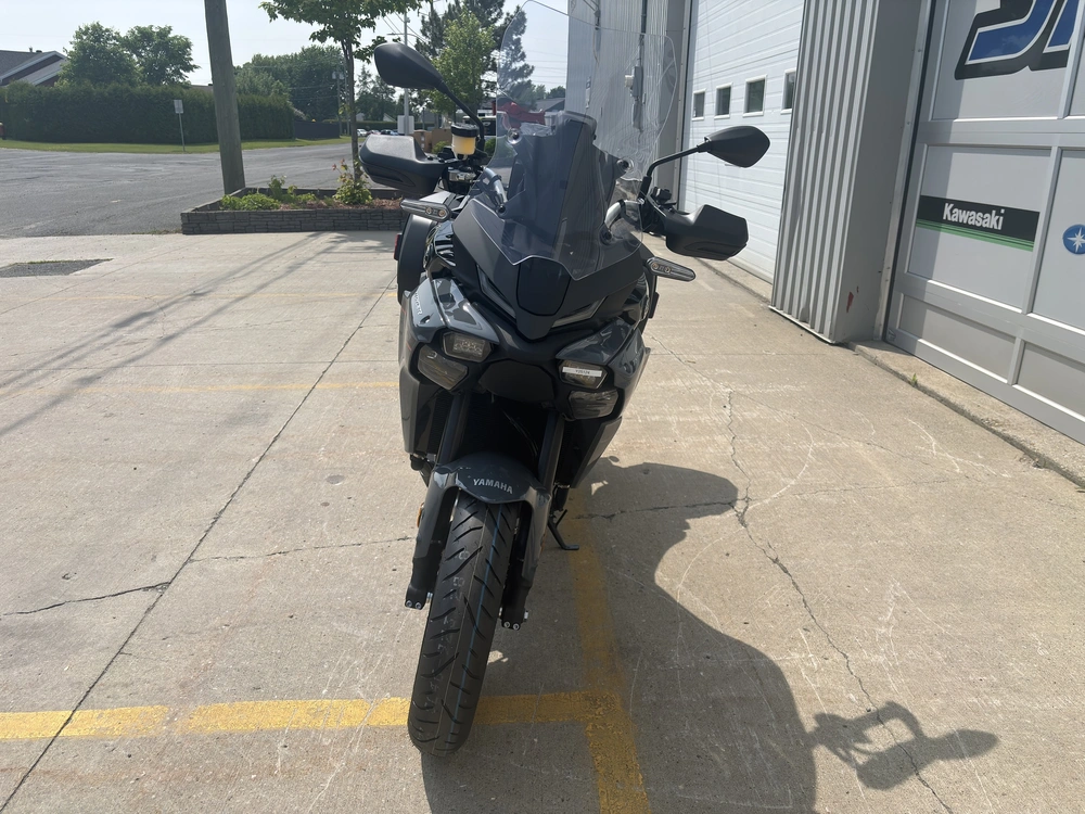 Yamaha Tracer 9 Y-amt 2025 alt