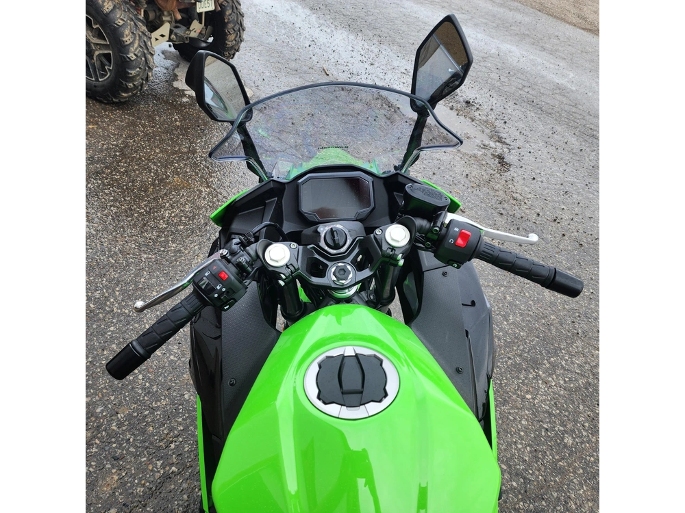 2025 Kawasaki Ninja 500 Se Krt Edition alt