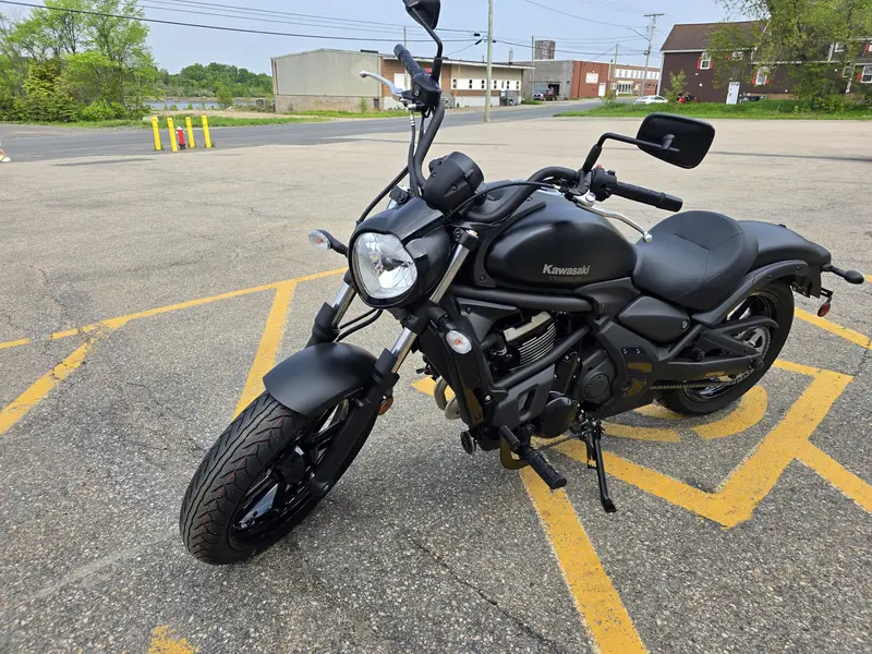 2025 Kawasaki EN650DSFNN