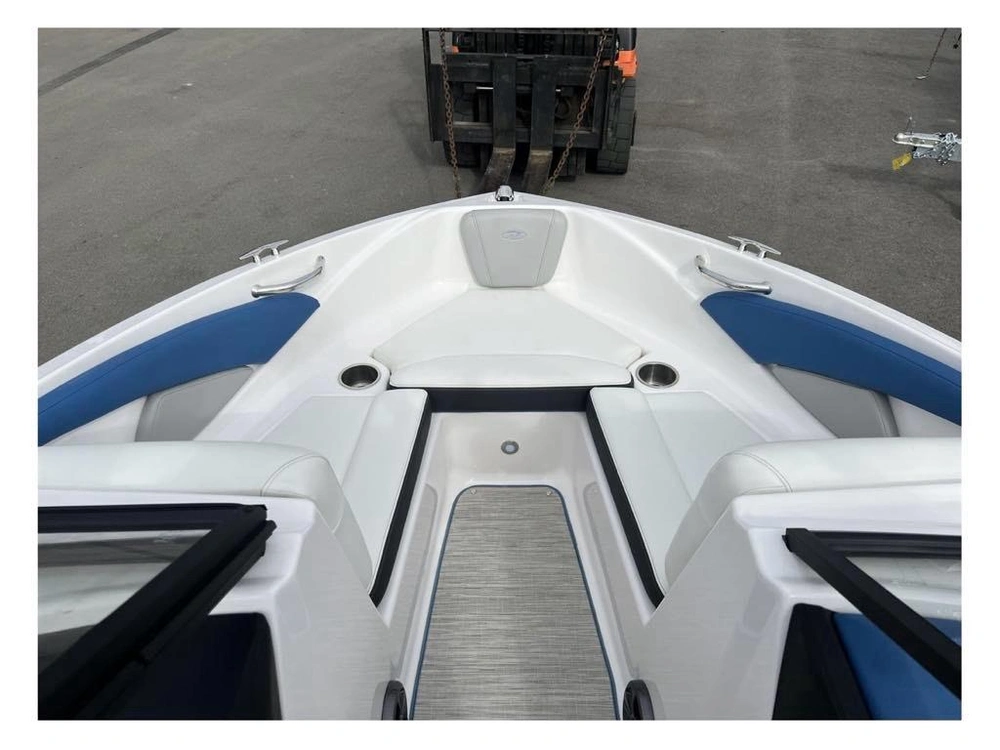 2019 Regal Regal Surf 19 Pieds alt