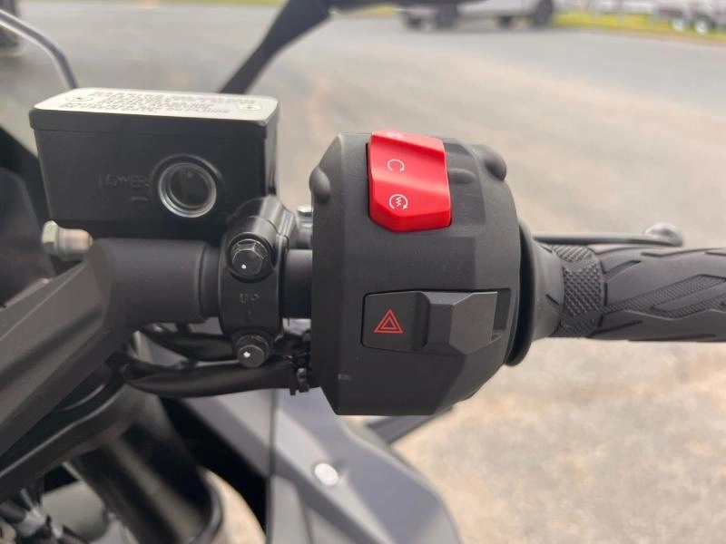 Suzuki Gsx-8r 2025 alt