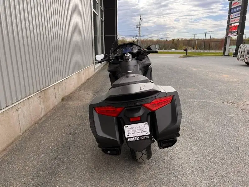 2025 Honda Gold Wing DCT