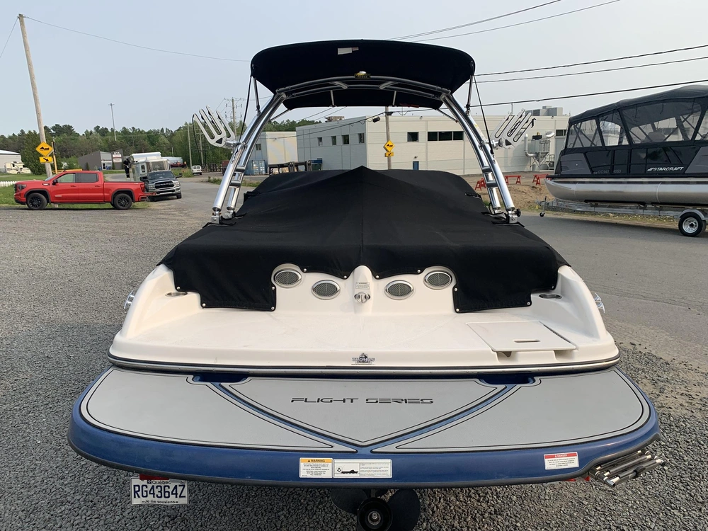 2015 Bayliner Flight Serie 215 alt