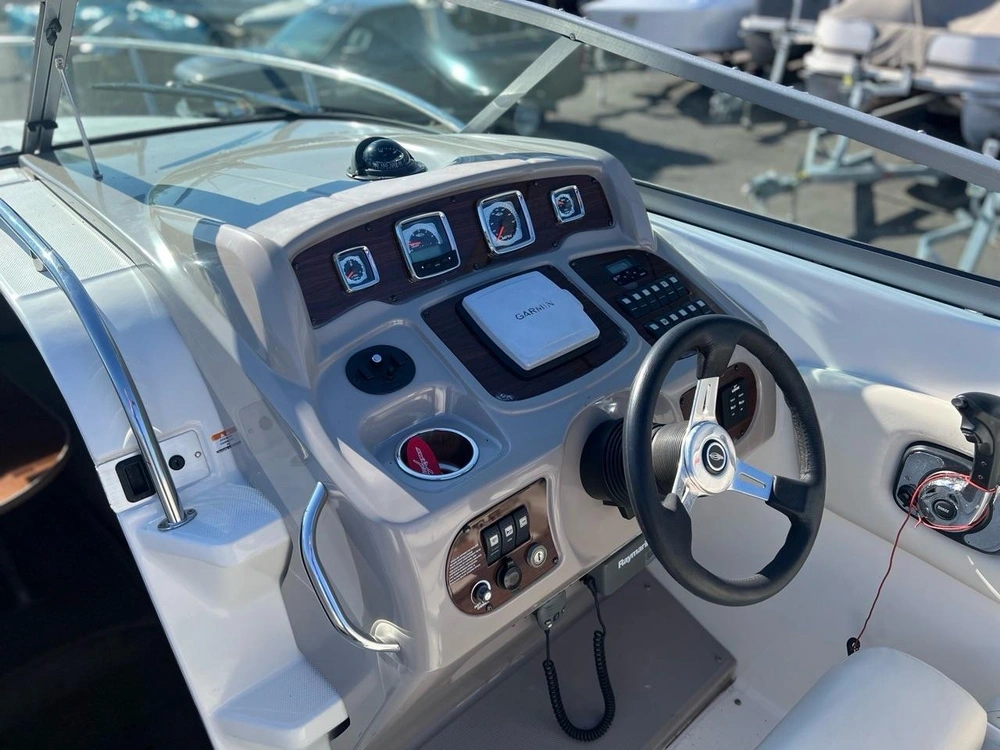 Chaparral Signature 250 2008 alt