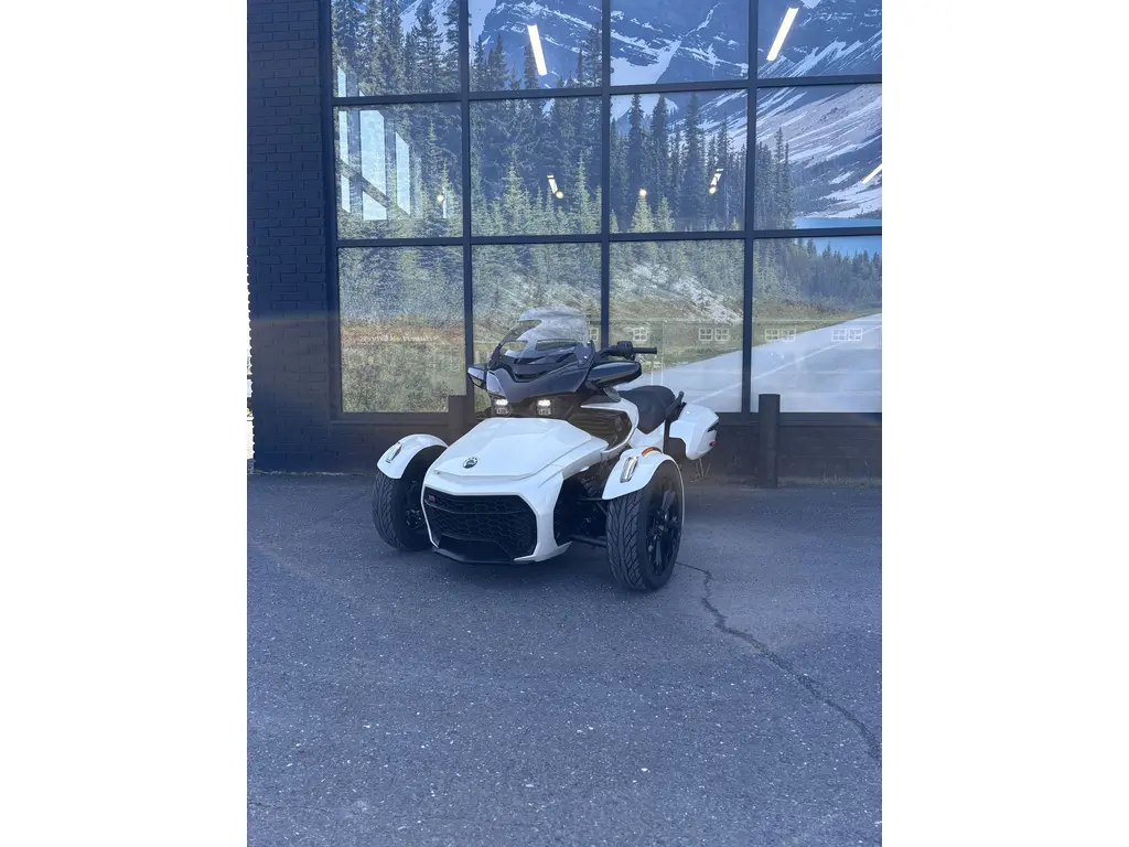 2024 Can-Am Spyder F3-T