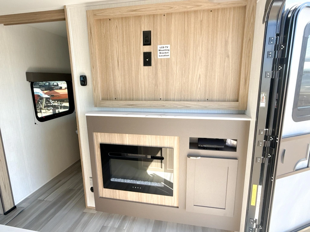 2025 Avenir Avenir A-27bh alt