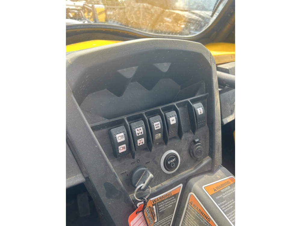 2017 Can-am Ssv Commander Xt 800refi Y 17 alt
