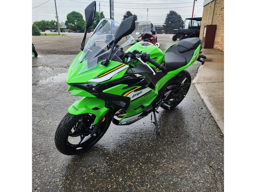 2025 Kawasaki Ninja 500 Se Krt Edition alt
