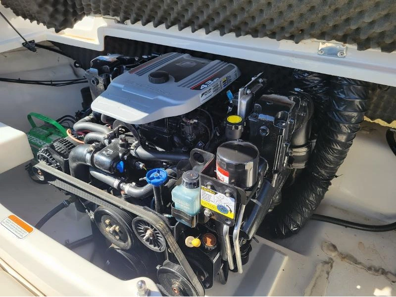 Tahoe Q5i 2012 alt