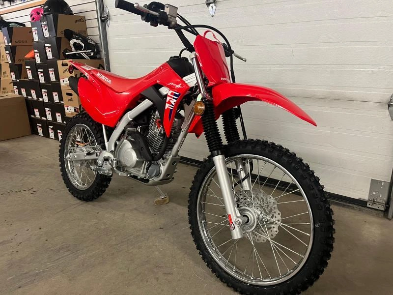 Honda Crf125fb 2025 alt