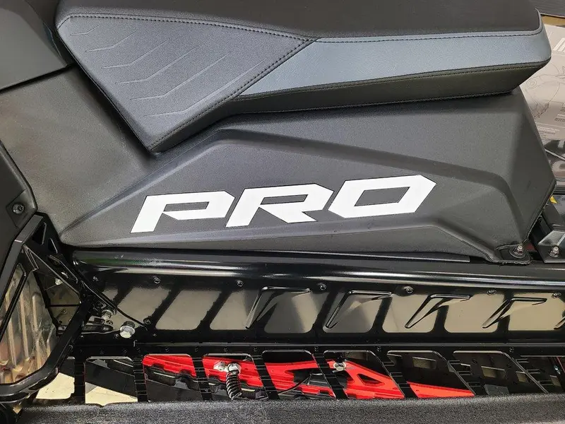 2024 Polaris SNO 650 RMK PRO 155