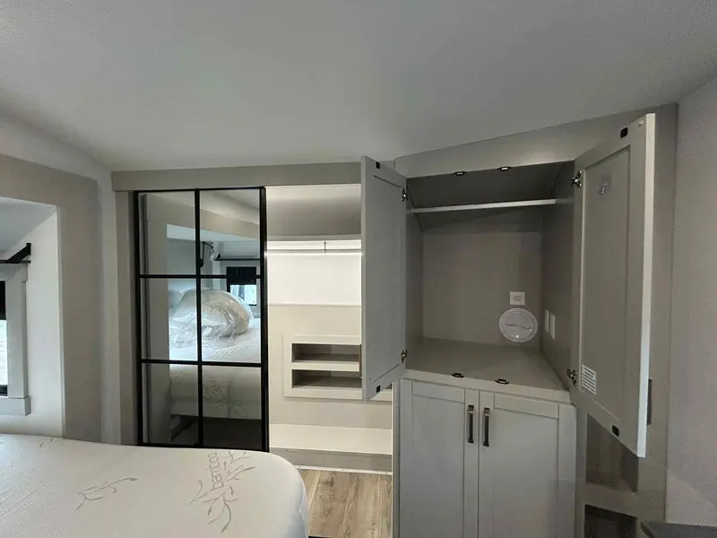 Brinkley RV Z3100 2024