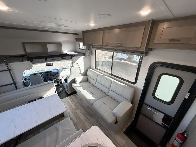 2024 Gulf Stream 6280LE Conquest E-350 Super Duty Motorhome thumbnail 10