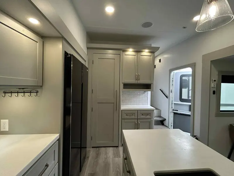 Brinkley RV Z3100 2024