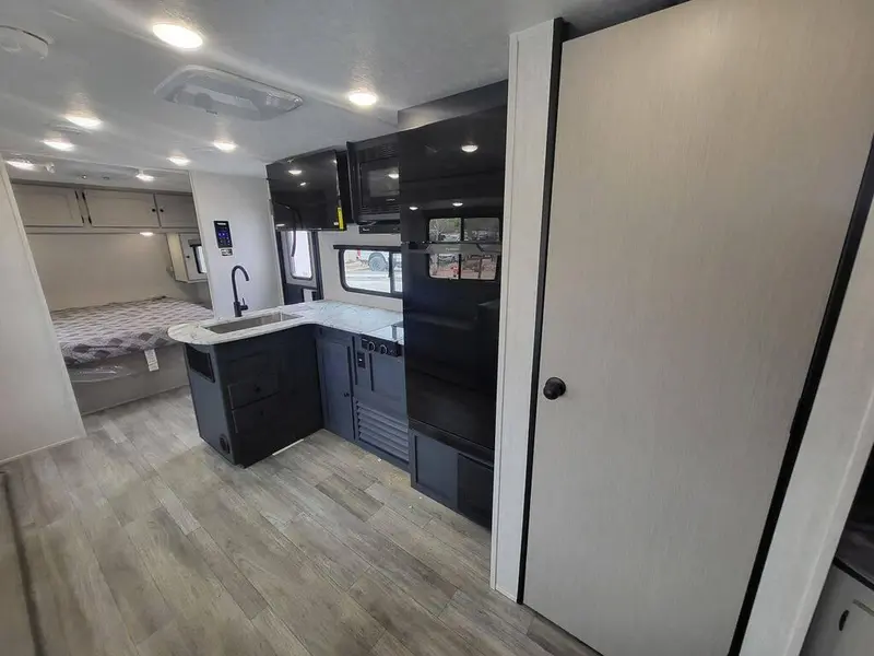 2025 Coachmen Apex 26BHX