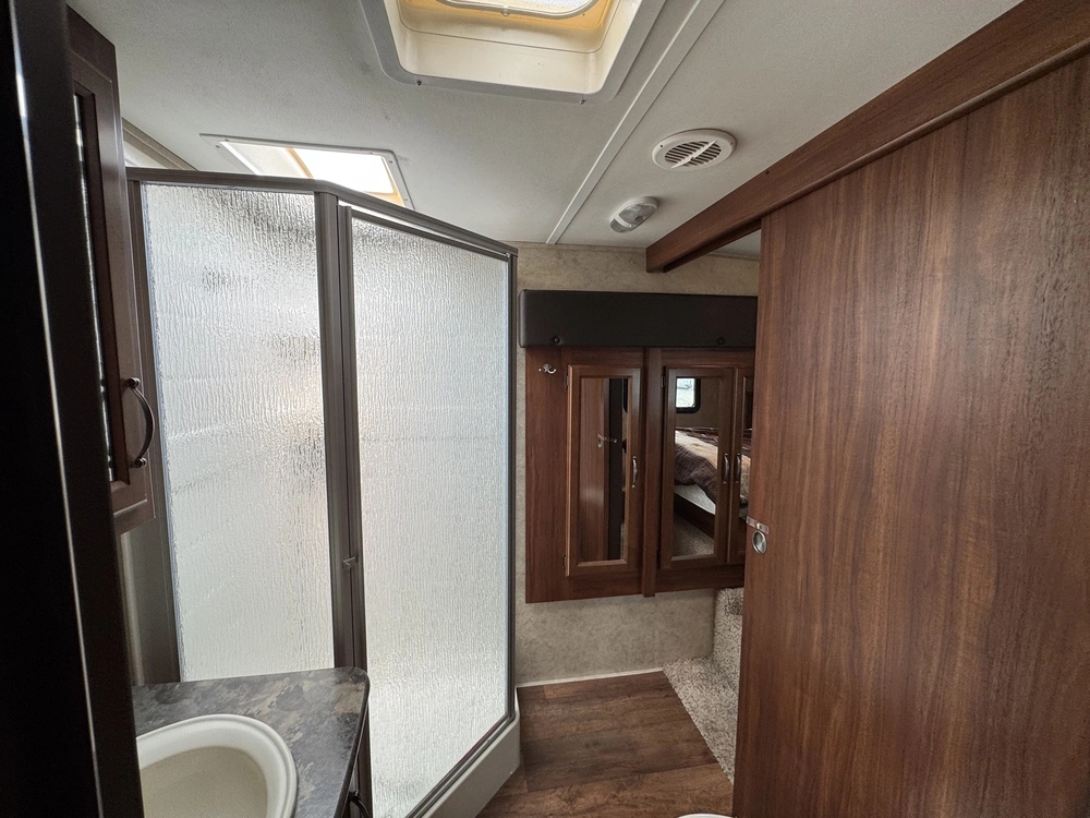 2015 Keystone Rv Cougar (fw) 27rks alt