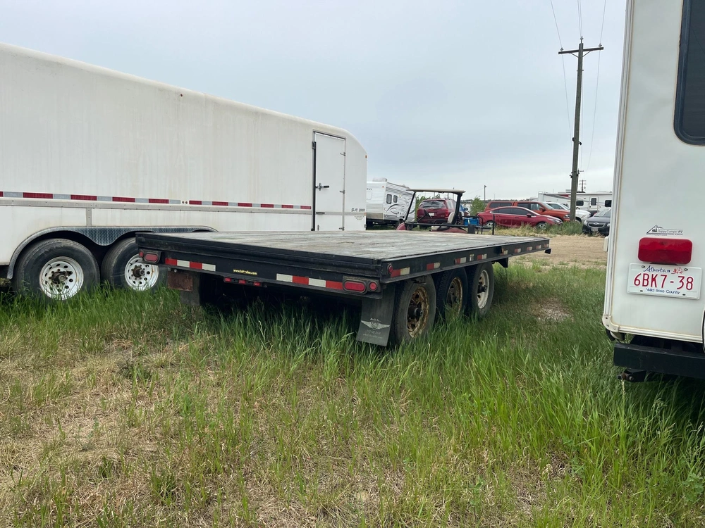 2009 H&h Trailers 20' Tri Axle Utility Trailer alt
