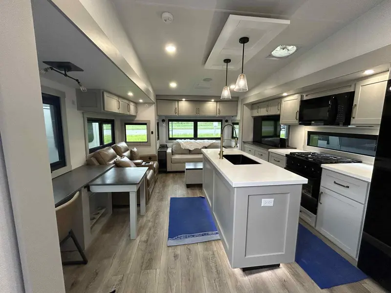 Brinkley RV Z3100 2024