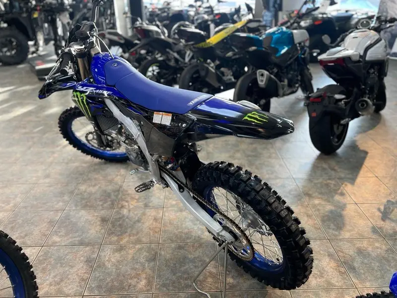 2025 Yamaha YZ450F thumbnail 5