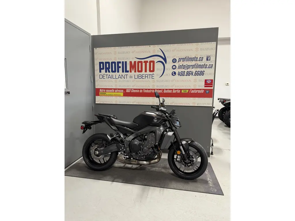 Yamaha MT-09 MT-09 GRIS GLACIAL 2025