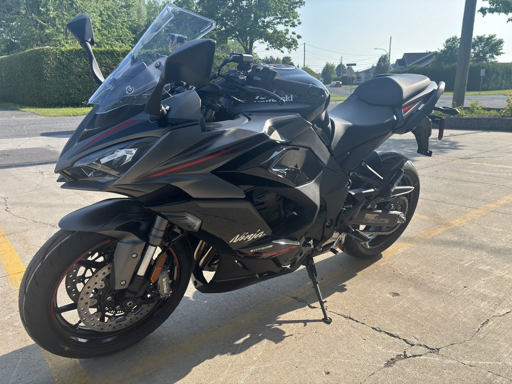Kawasaki Ninja 1100sx Se 2025 alt