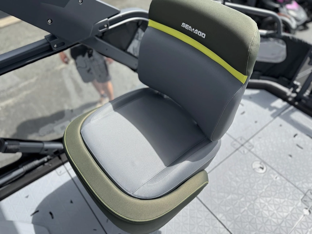 2025 Sea-doo Switch Fish 18' 170 Hp alt