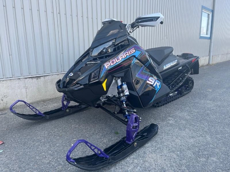 Polaris Switchback 9r Assault 146 Le 70 Th 2025 alt