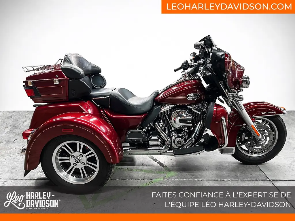 Harley-Davidson FLHTCUTG 2010 - Tri Glide Ultra
