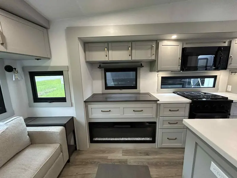 Brinkley RV Z3100 2024