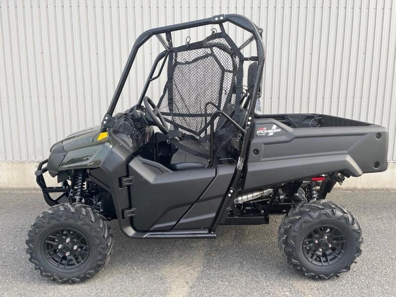 2025 Honda Pioneer 700-2p Dlx alt