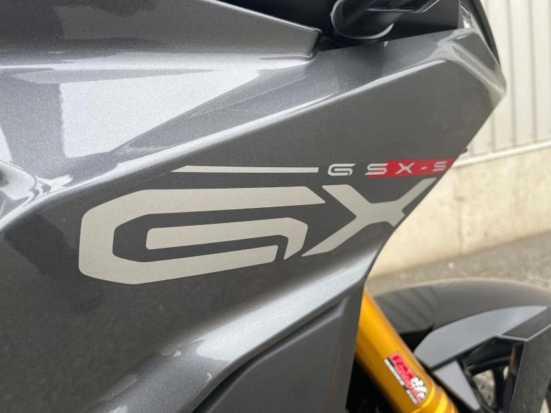 2024 Suzuki Gsx-s1000gx alt