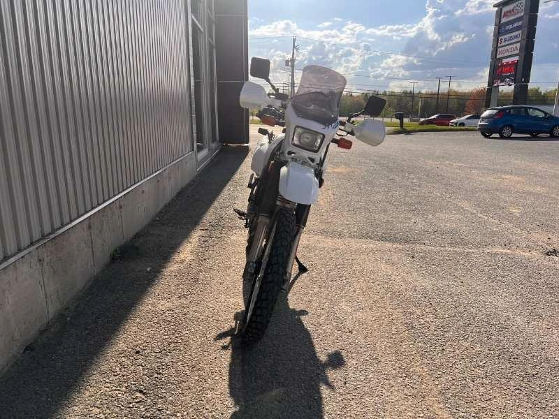 2024 Suzuki Dr650se alt