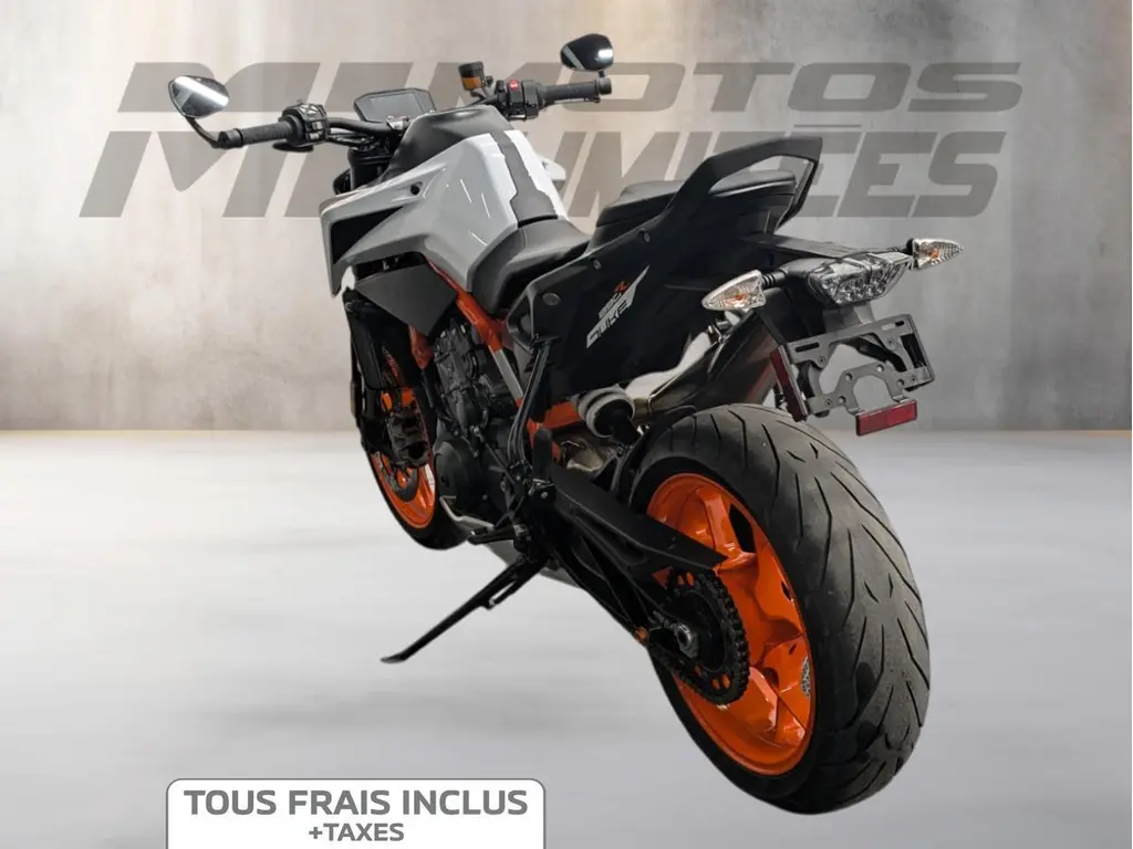 2021 KTM 890 DUKE R