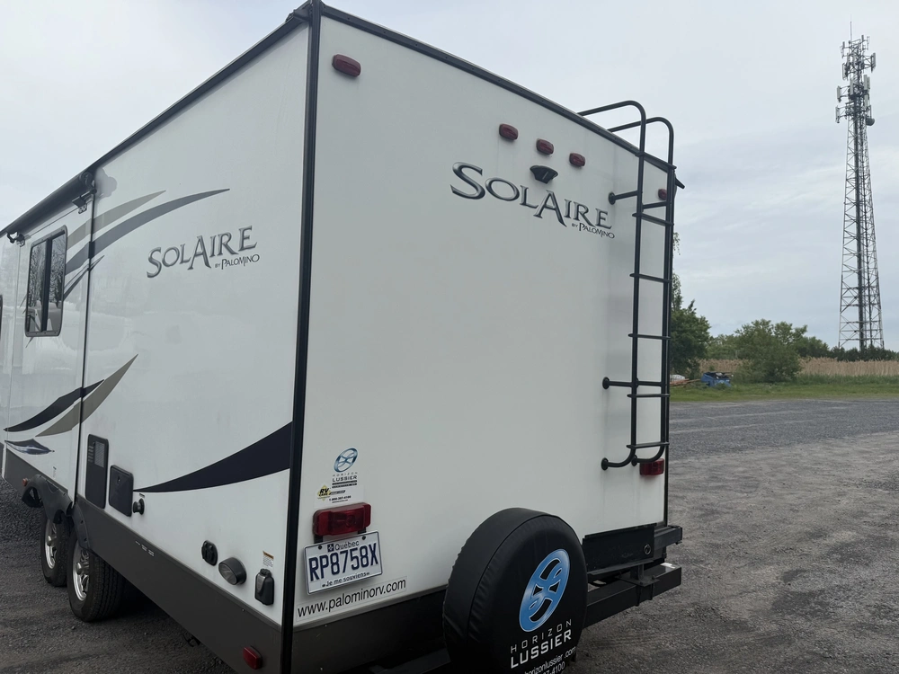 Palomino Solaire 240bhs 2019 alt