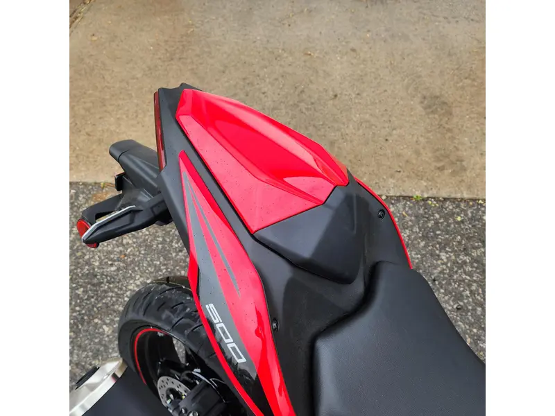 2025 Kawasaki Ninja 500 SE